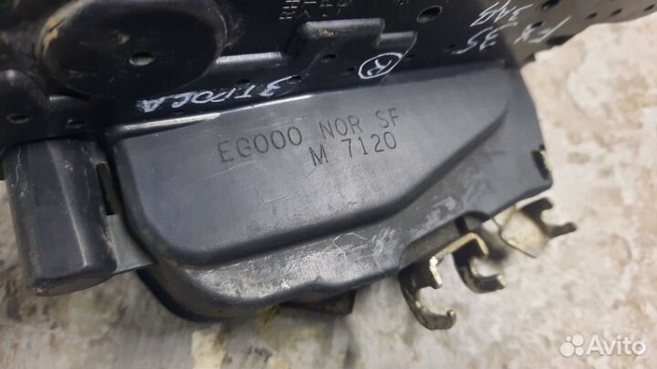 Замок задней правой двери infiniti FX37