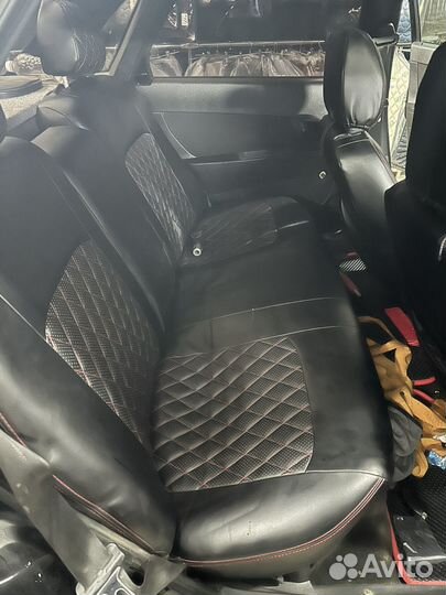 Чехлы на сиденья LADA priora