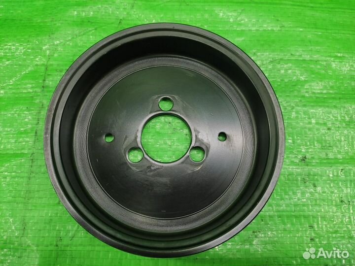 Шкив водяного насоса (помпы) VAG