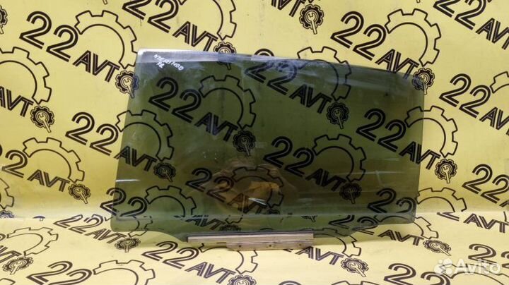 Стекло заднее левое Toyota Corolla Runx NZE121