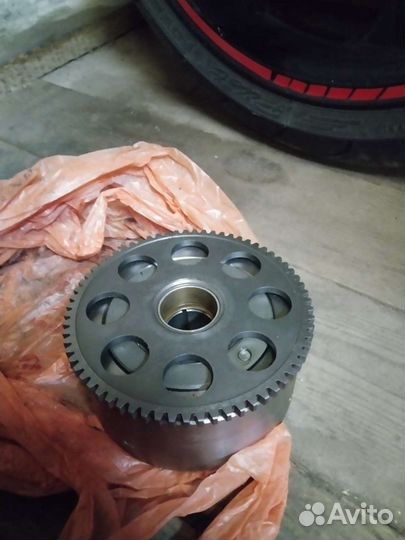 Ротор генератора + обгонная муфта стартера на er6