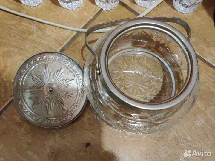 Хрустальная сахарница конфетница