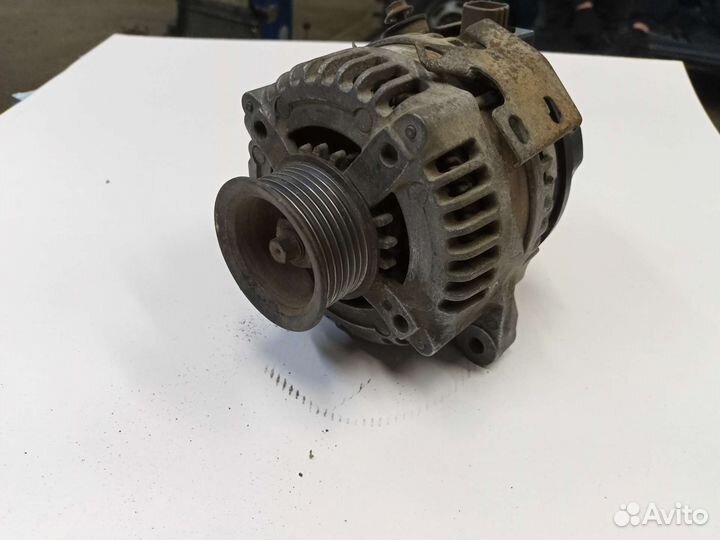 Генератор на Toyota RAV4 2004гв