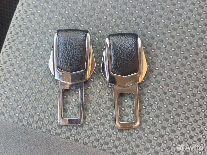 Заглушка для ремня безопасности