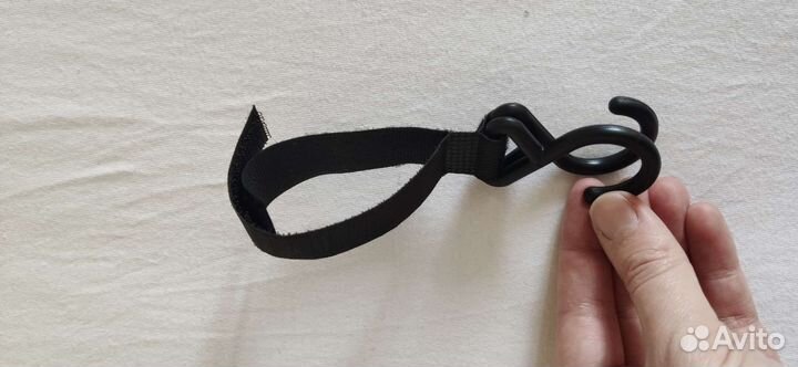 Крючок на коляску для пакетов