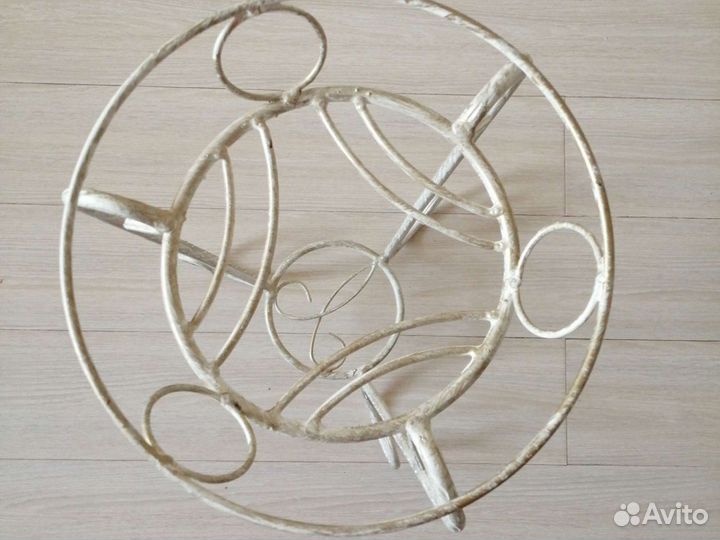 Подставка для цветов напольная металлическая