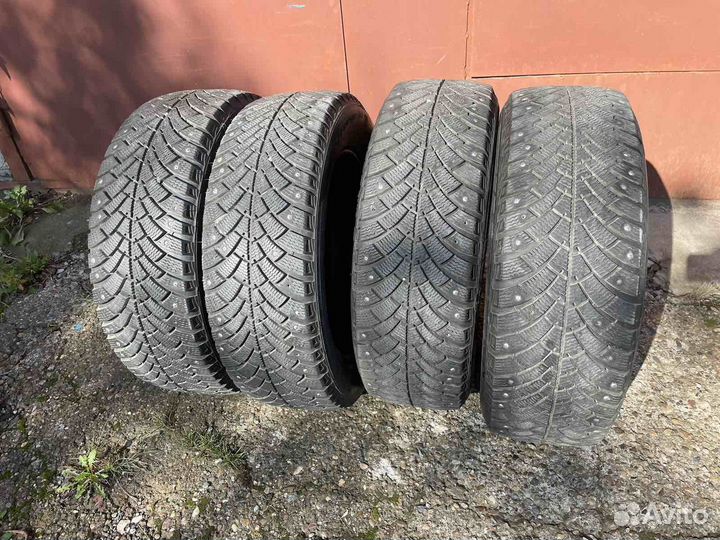 Bfgoodrich G-Force Stud 215/60 R16 99Q