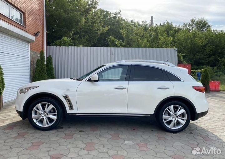 Infiniti FX30 3.0 AT, 2013, 233 000 км