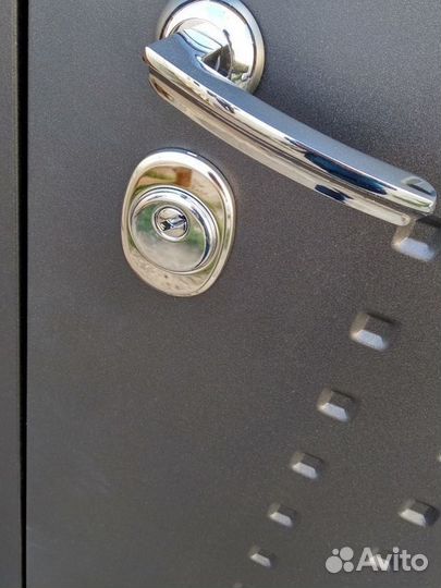 Дверь входная Милена Зеркало