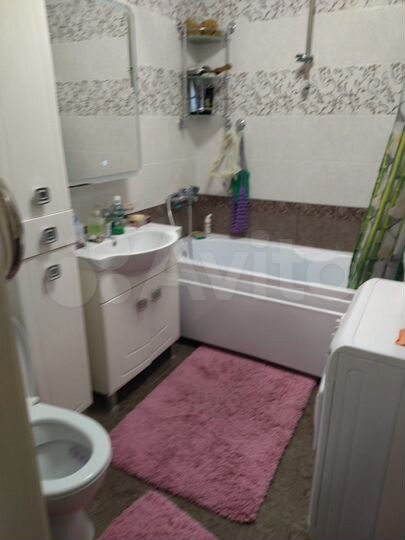 2-к. квартира, 70 м², 4/14 эт.