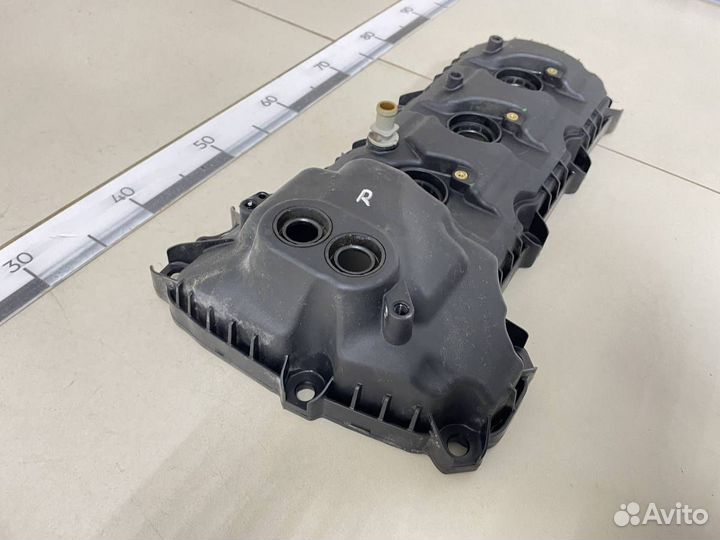 Крышка головки блока клапанная Ford Explorer 2010