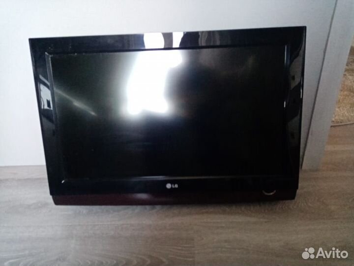 Телевизор ЖК 32 дюйма бу LG