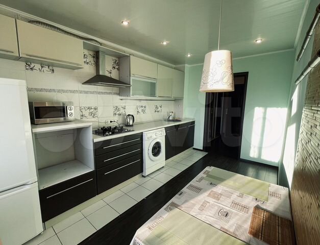 1-к. квартира, 42 м², 8/10 эт.