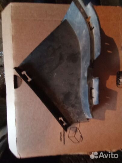 Дефлектор Кожух радиатора Renault logan 2