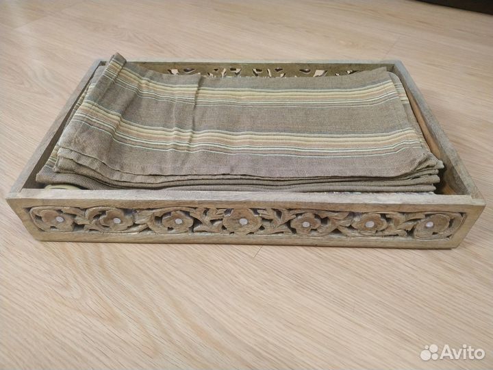 Набор гобеленовых салфеток