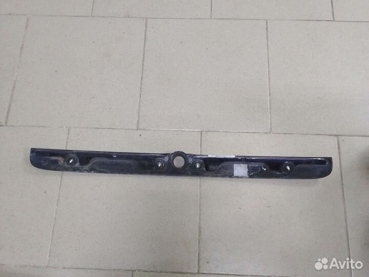 Накладка двери багажника Opel Astra G