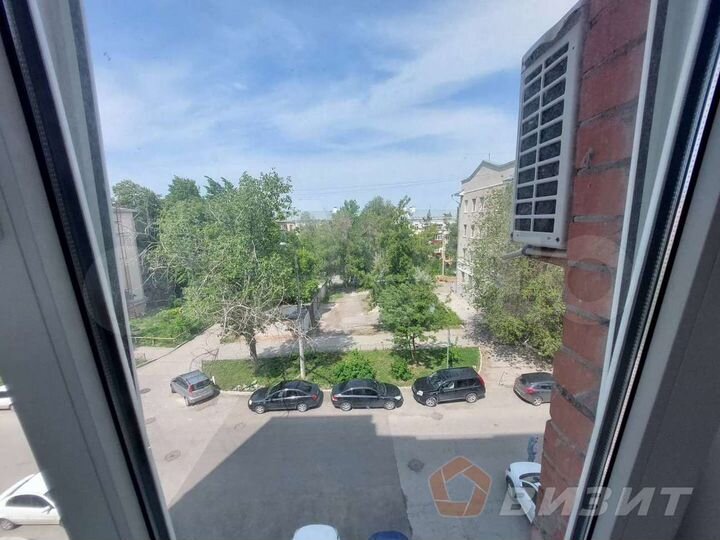 Офис с ремонтом, возле набережной