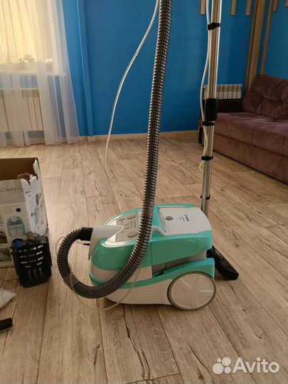 Моющий пылесос Bosch Serie 4