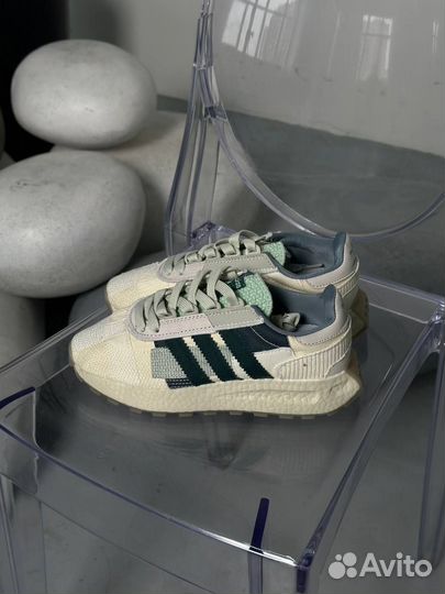 Adidas Retropy