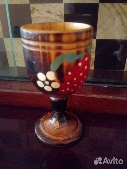 Посуда кружки тарелки