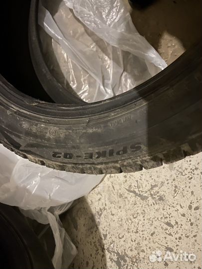 Bridgestone Blizzak Spike-02 225/50 R17