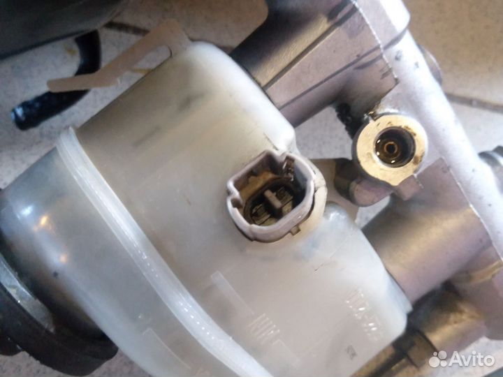 Вакуум в сборе toyota corolla E, кузов EE101