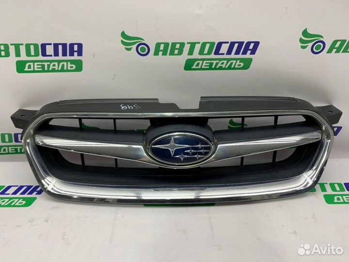 Решетка радиатора передняя Subaru Legacy седан