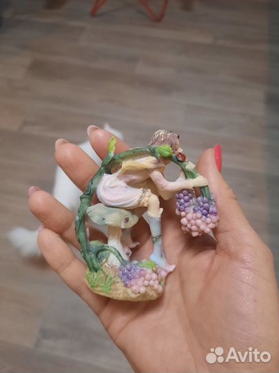 Статуэтка фея