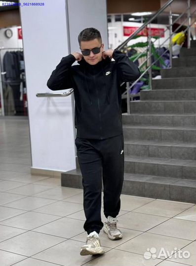 Спортивный костюм Nike