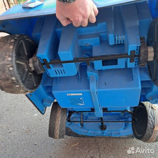 Детский электромобиль двухместный бу