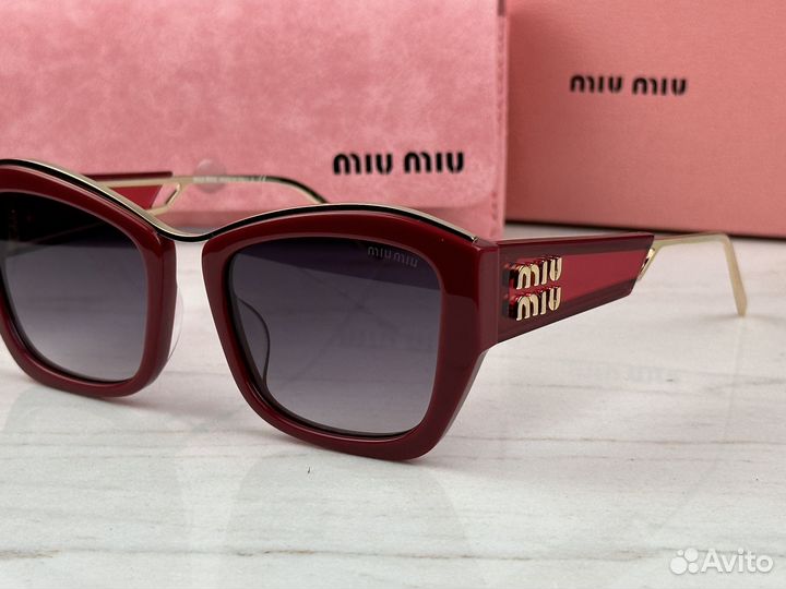 Очки Miu Miu