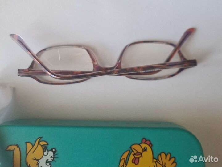 Вышлю Италия оптика детские очки б.у