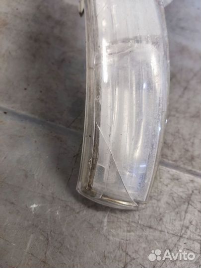 Повторитель поворота лев б/у ориг деф VW Туарег GP