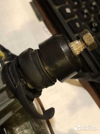 Opel Vectra A моторчик крышки багажника хэтчбек