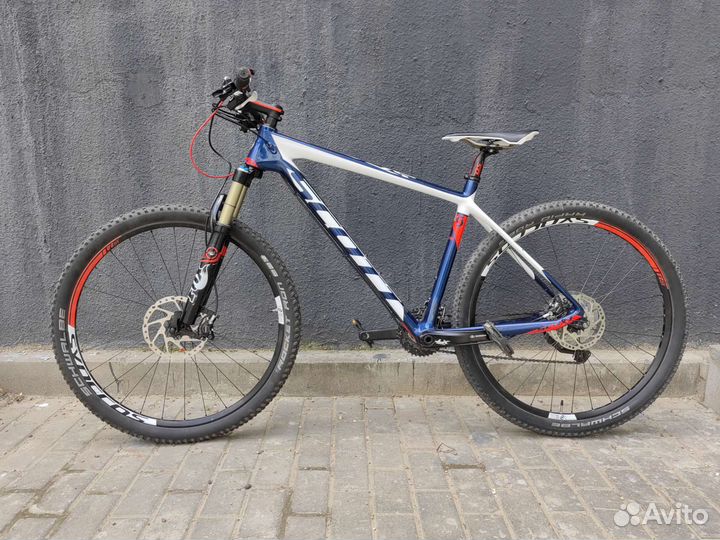 Карбоновый Scott Scale 710