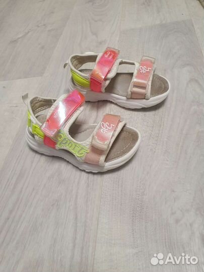 Сандали для девочки
