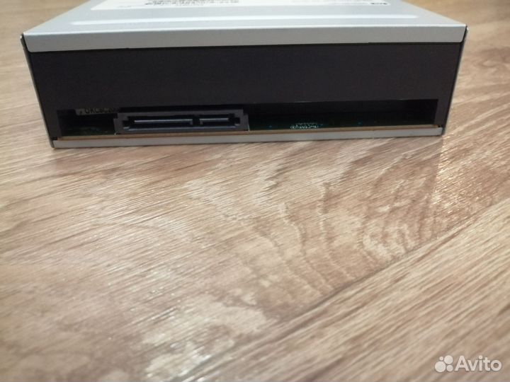DVD RW привод GSA-H31L