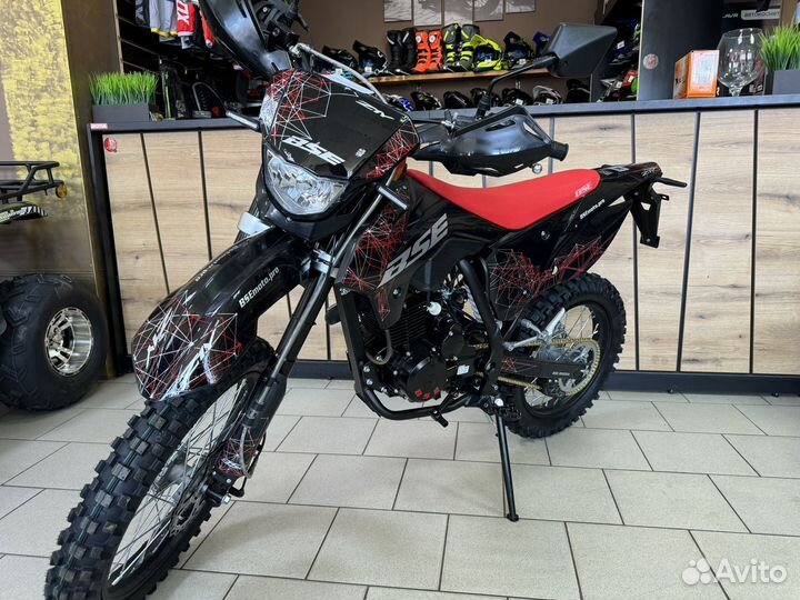 Мотоцикл BSE Z1