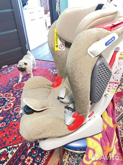 Детское автокресло
