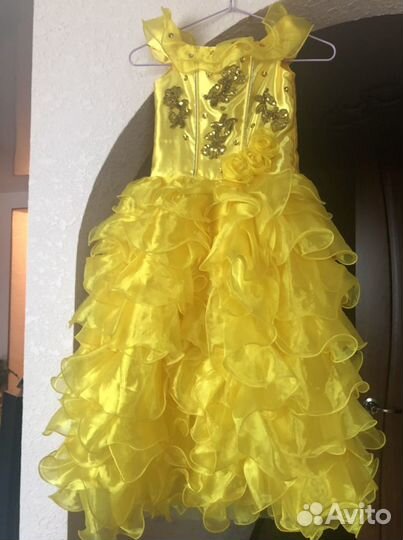 Нарядное платье