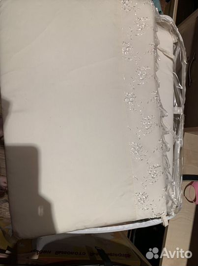 Комплект красивый с балдахином в кроватку