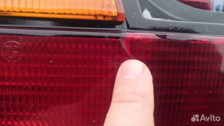 Задний левый фонарь бмв Е32 BMW e32