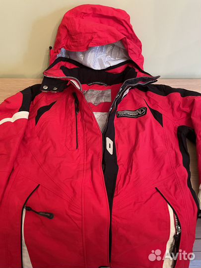 Горнолыжная куртка размер S