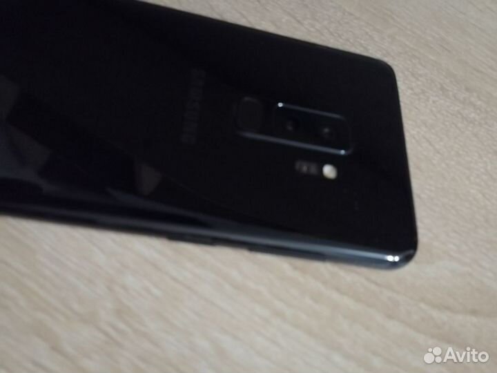 Samsung Galaxy S9 Plus, 4/64 ГБ