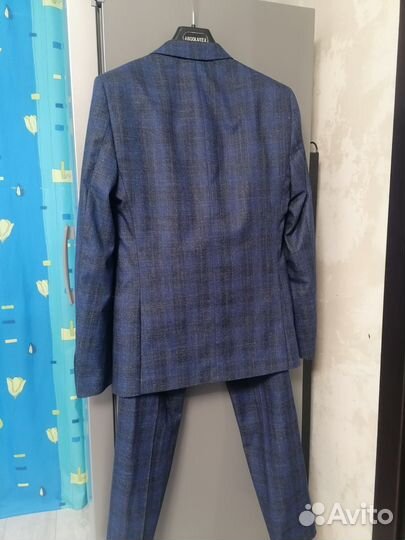 Костюм мужской