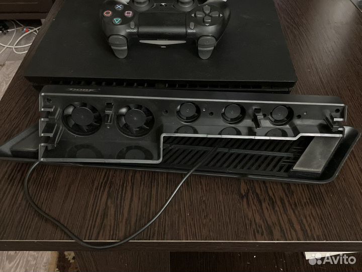 Sony playstation 4 pro 1tb