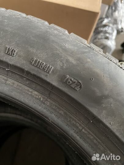 Pirelli Cinturato P7 (P7C2) 245/45 R18 100Y