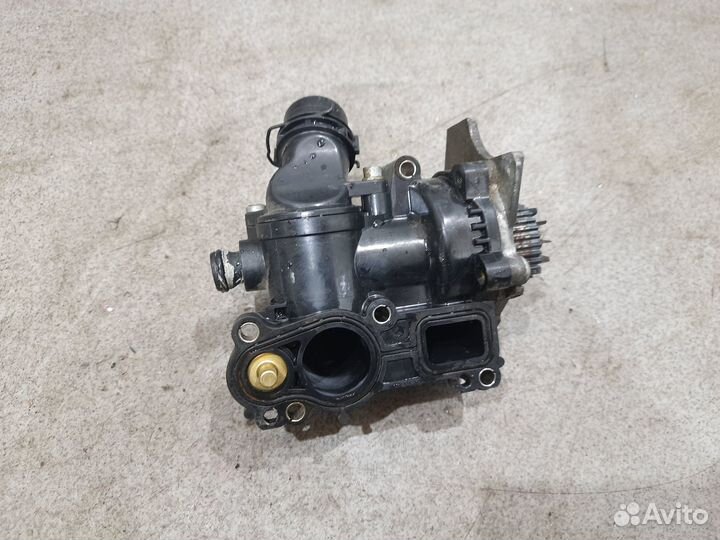 Термостат в сборе с помпой для 1.8 tfsi BZB CDA