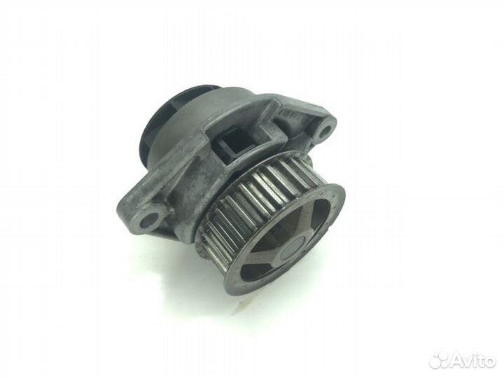 Помпа Volkswagen Polo/Derby/Vento AUC