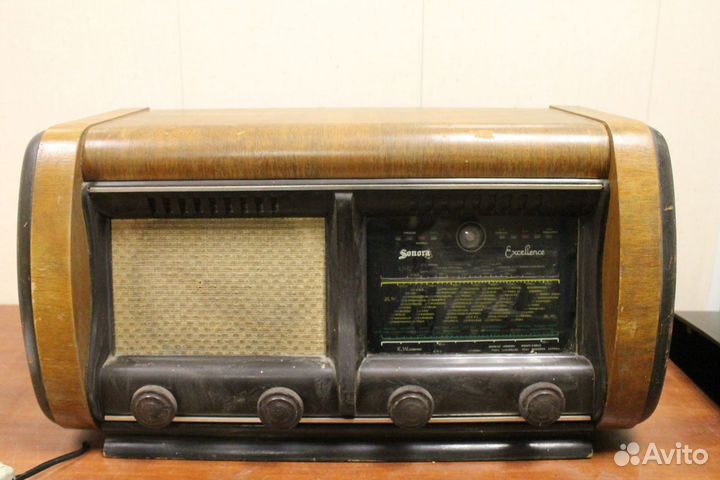Ламповый приёмник Sonora Excellence 432 69